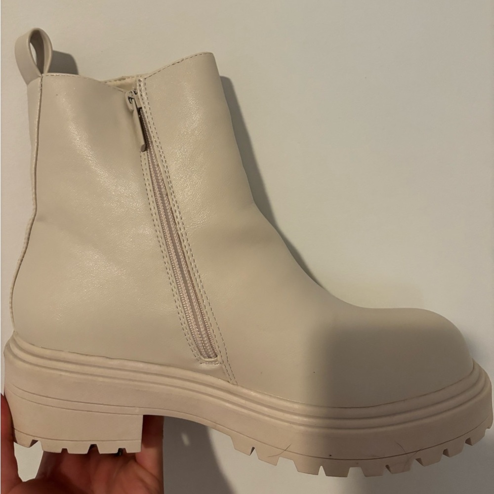Women's Cream Ankle Boots